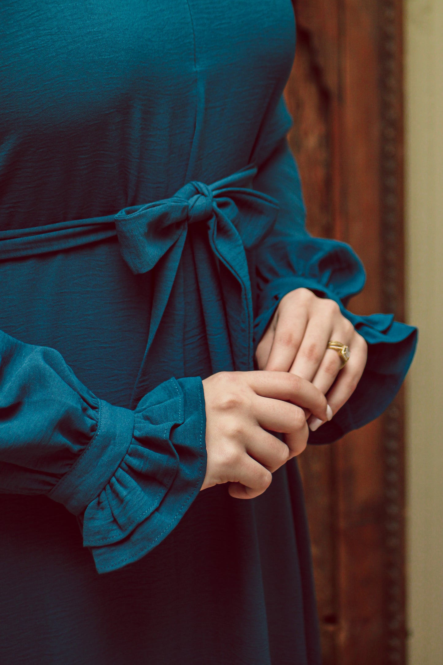 Ruffle abaya - Sapphire
