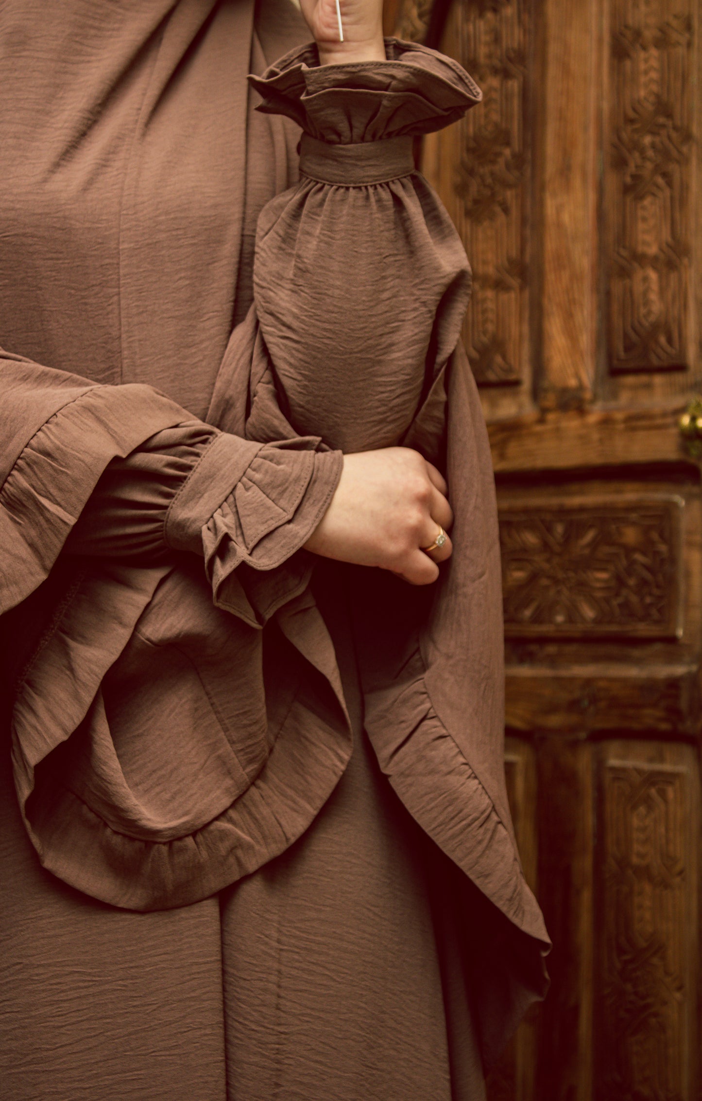 Ruffle abaya - Coffee
