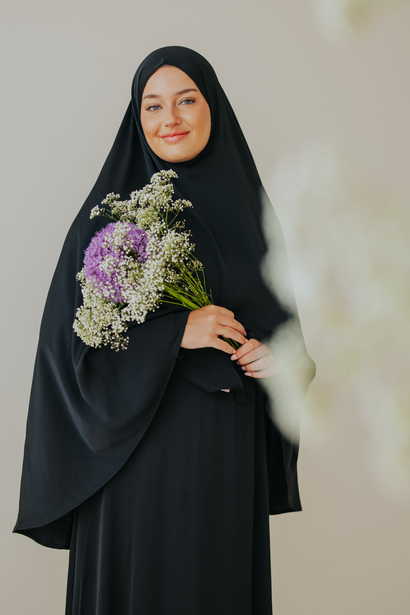 Satin khimar (lightweight) - Onyx