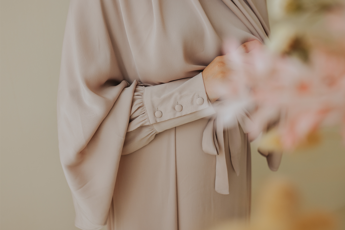 Satin abaya (lightweight) - Travertin
